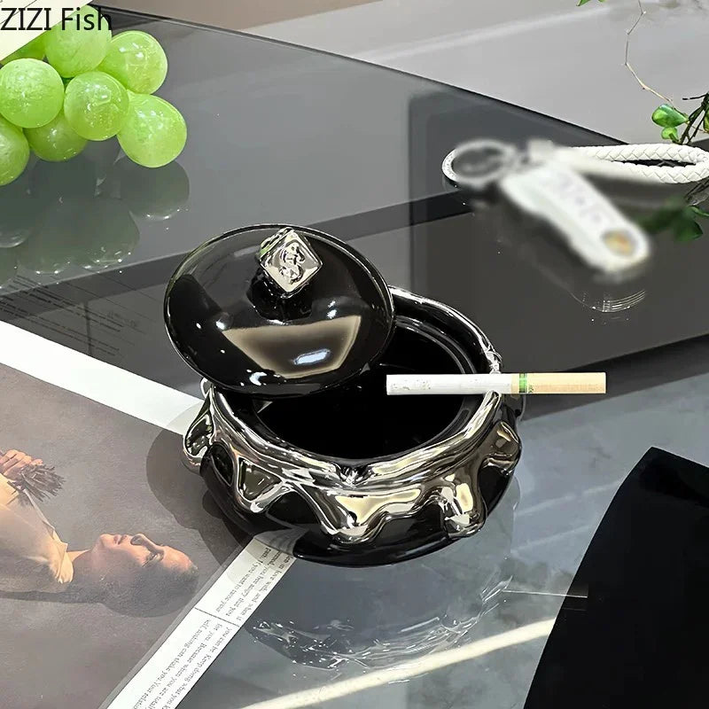 منفضة سجائر سيراميك لاكي من ديكوربايتس™: إكسسوارات تدخين فاخرة للحشيش والمنزل والهدايا