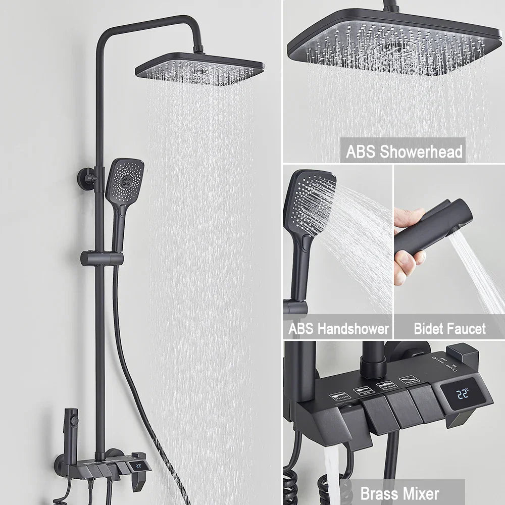 نظام دش DecorBites™ Black Piano الرقمي مع صنابير نحاسية ذكية ودش مطري أبيض