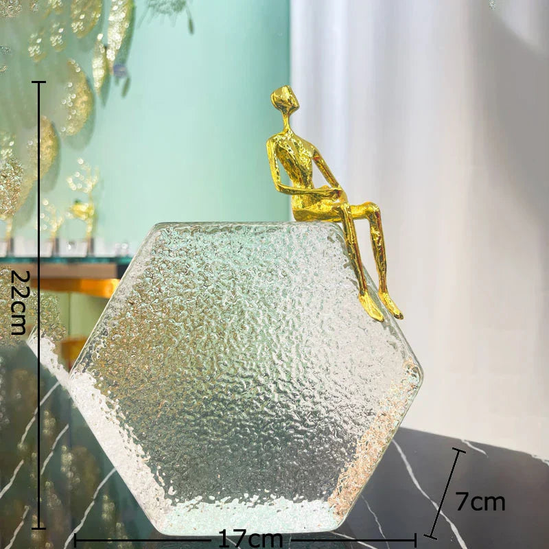 Decorbites™ Goldene Figuren-Skulptur: Moderne Schreibtisch-Dekoration für Raumästhetik