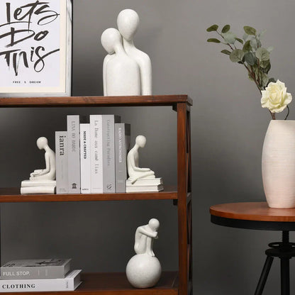 مجموعة تماثيل راتنجية لأشخاص تجريديين من DecorBites™ لديكور المنزل الحديث