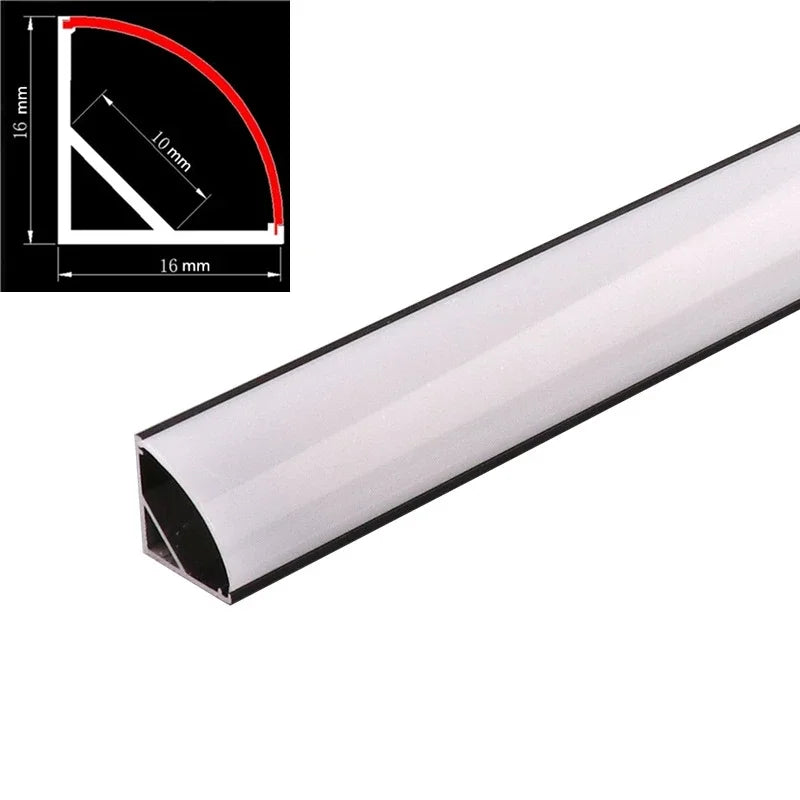 Perfil de aluminio DecorBites™ Black V LED con cubierta lechosa para tira de luz en gabinetes de esquina