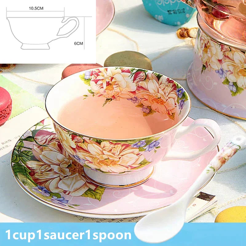 Juego de té de cerámica DecorBites™ con cuchara: elegante conjunto de taza, platillo y jarra.