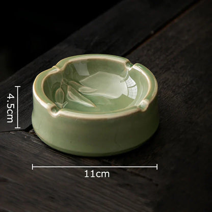 Cenicero geométrico verde de cerámica DecorBites™ - Decoración de escritorio y accesorio para fumadores