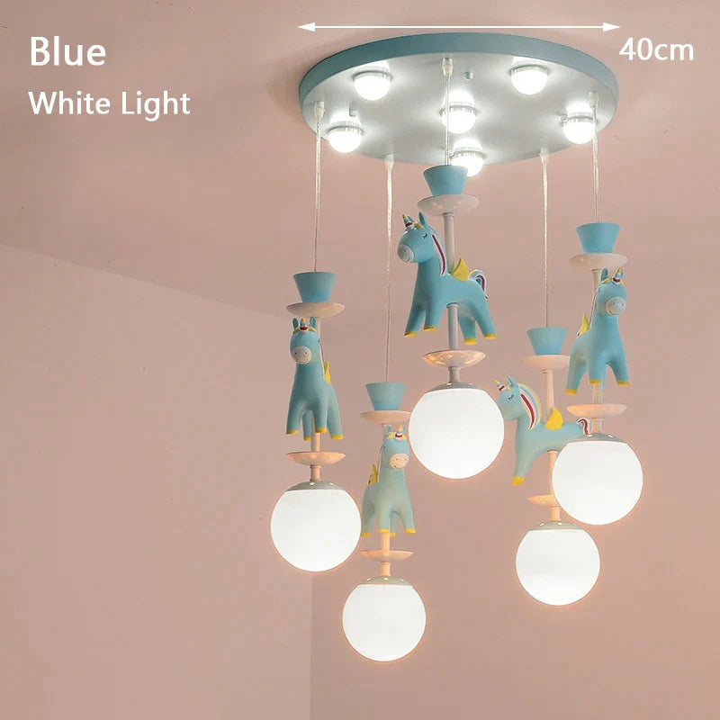 Lámpara de Araña Carrusel de Sueños para Niños Decorbites™: Luz Colgante Moderna, Creativa y Linda para Dormitorio