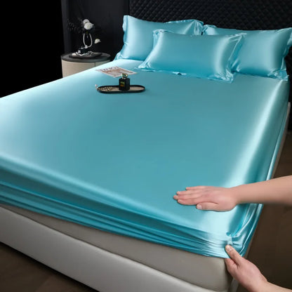 طقم ملاءات سرير DecorBites™ المجهزة من حرير التوت بنسبة 100% مع غطاء وسادة - ملاءات سرير فاخرة من الحرير بلون واحد