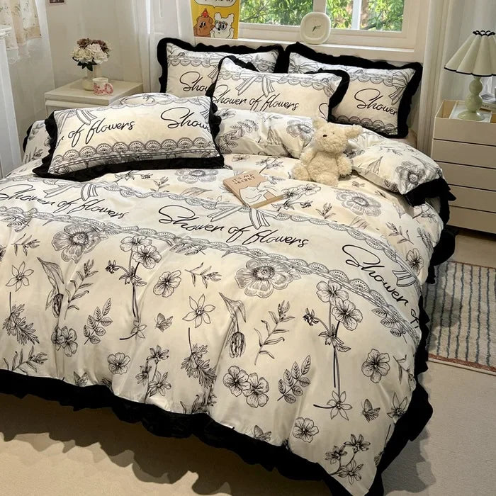 طقم أغطية سرير مطبوعة باللونين الأسود والأبيض من DecorBites™ - أغطية سرير مريحة ولطيفة على البشرة