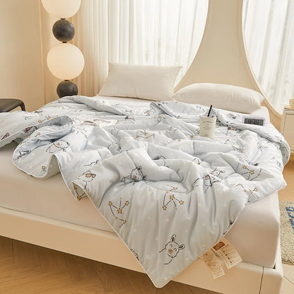 Decobites Summer Chill Quilt: Soft, Silky & Breathable Cooling Comforter