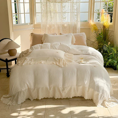 Decobites Lace Ruffles Princess Wedding Bedding Set in Pure Cotton Skin-friendly Fabric