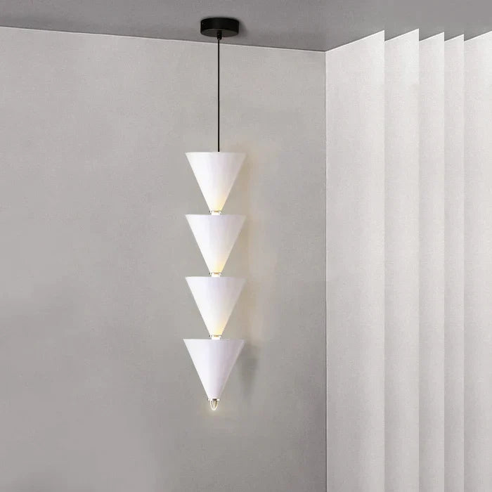 Lámpara de techo DecorBites™ color crema para dormitorio: Lámpara de diseño minimalista cónica de líneas largas y ramificadas