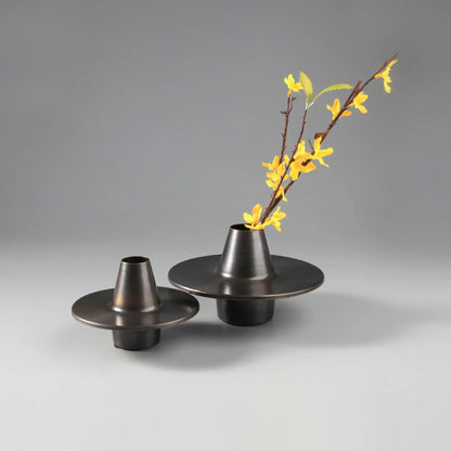 DecorBites™ Golden Geometry Metal Handicraft Flower Vase UFO Home Decor