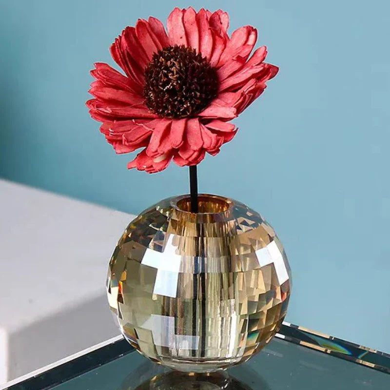 Difusor de aromas DecorBites™ con forma de bola de cristal, soporte para cepillos de dientes y base geométrica.