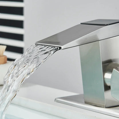 Grifo de lavabo DecorBites™ de latón con efecto cascada y pantalla de temperatura