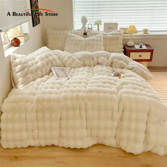 Decobites Plush Faux Rabbit Fur Bedding Set for Luxurious Comfort.