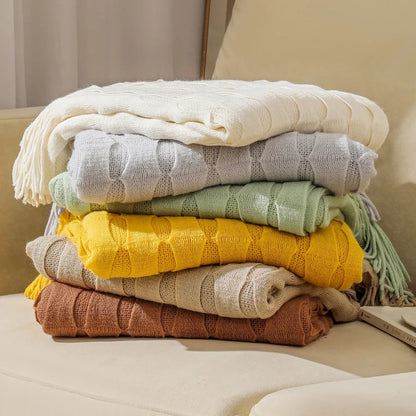 DecorBites™ Knitted Geometric Throw Blanket