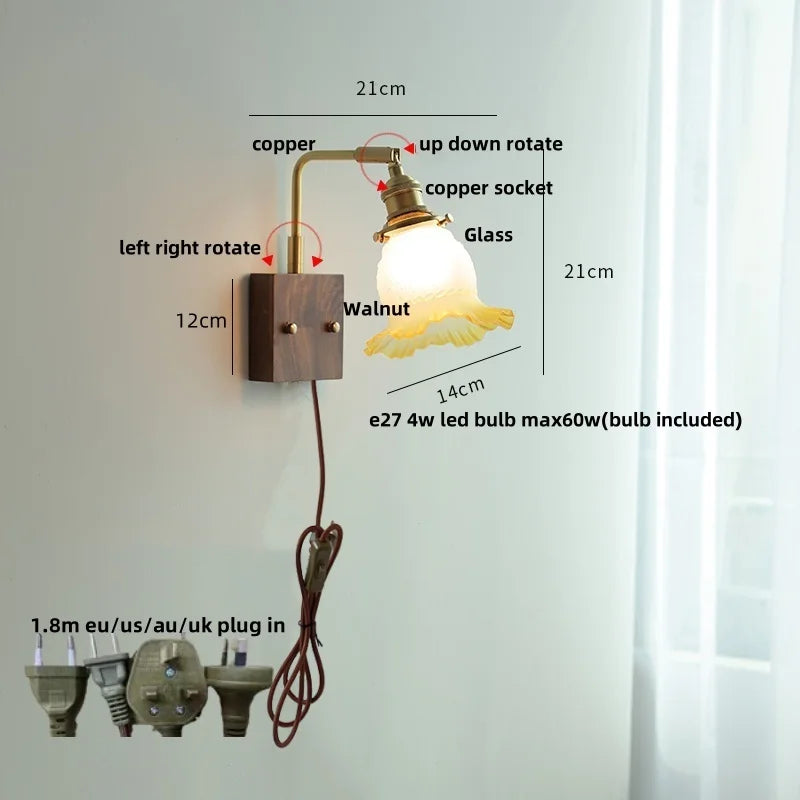 Aplique de pared de madera de nogal de latón LED Decorbites™ con vidrio giratorio para escalera