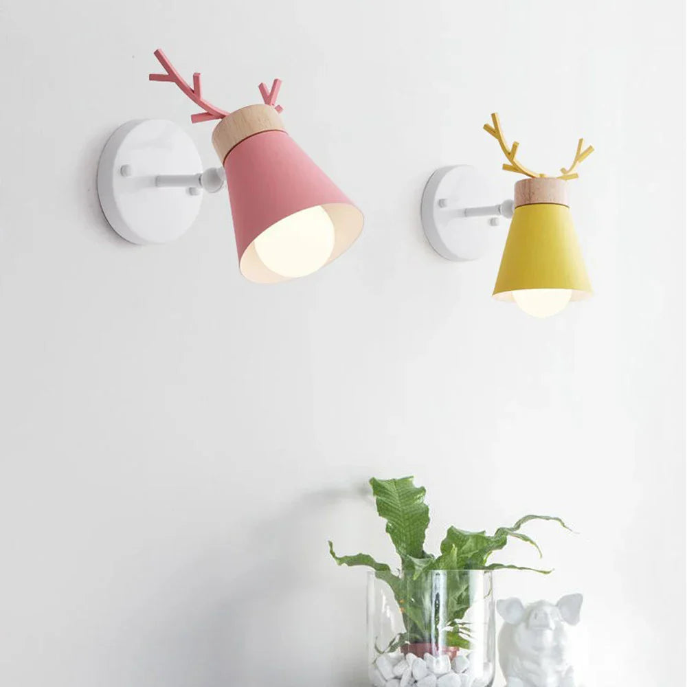 Wooden Antlers Wall Lamp