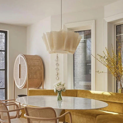 Lámpara colgante DecorBites™ de tela color blanco crema para comedor, diseño minimalista nórdico hecho a mano