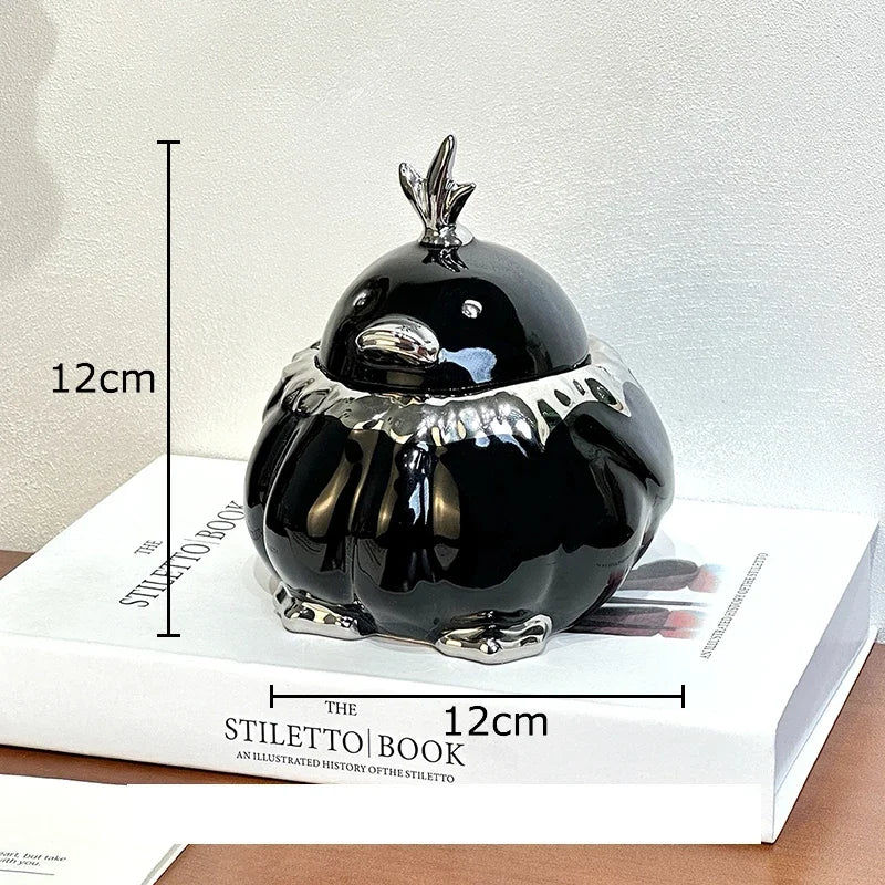 DecorBites™ Duck Shaped Ceramic Ashtray with Lid - Windproof Smoking Accessories