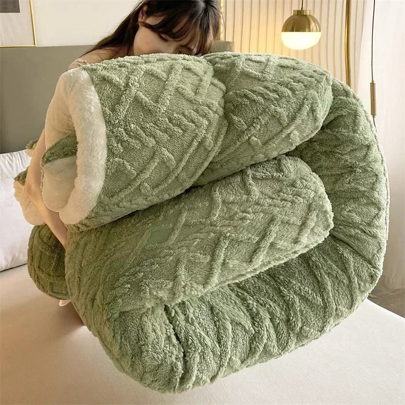 Decobites Super Thick Winter Warm Blanket for Cozy Beds, Artificial Lamb Cashmere Quilt