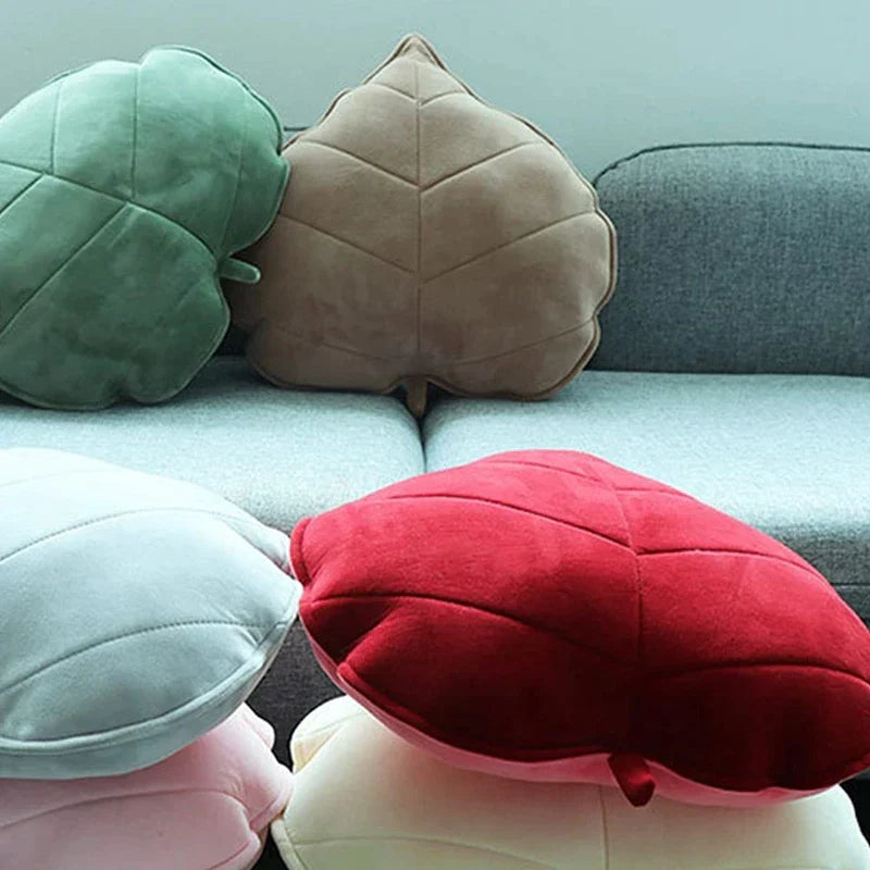 وسائد DecorBites™ ثلاثية الأبعاد على شكل أوراق شجر لتزيين غرفة المعيشة والأريكة