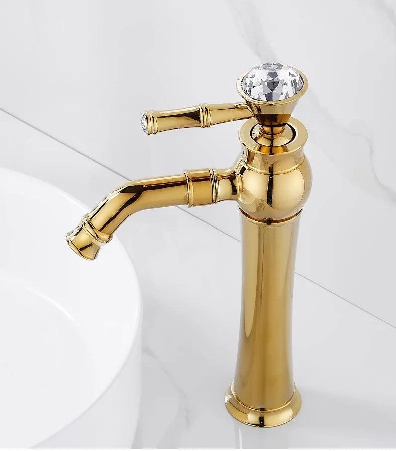 Grifo de baño de latón dorado Decorbites™ de un solo mango montado en cubierta para lavabo
