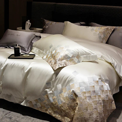 طقم مفروشات سرير فاخرة مطرزة من ديكوربايتس™، مكون من 4 قطع، باللون الأبيض اللؤلؤي/الرمادي، من قماش الساتان والقطن المزخرف