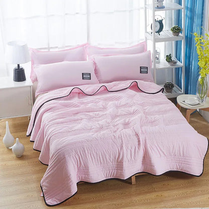 Decobites Summer Quilted Thin Blanket for Twin King Bed - Soft & Breathable Bedclothes