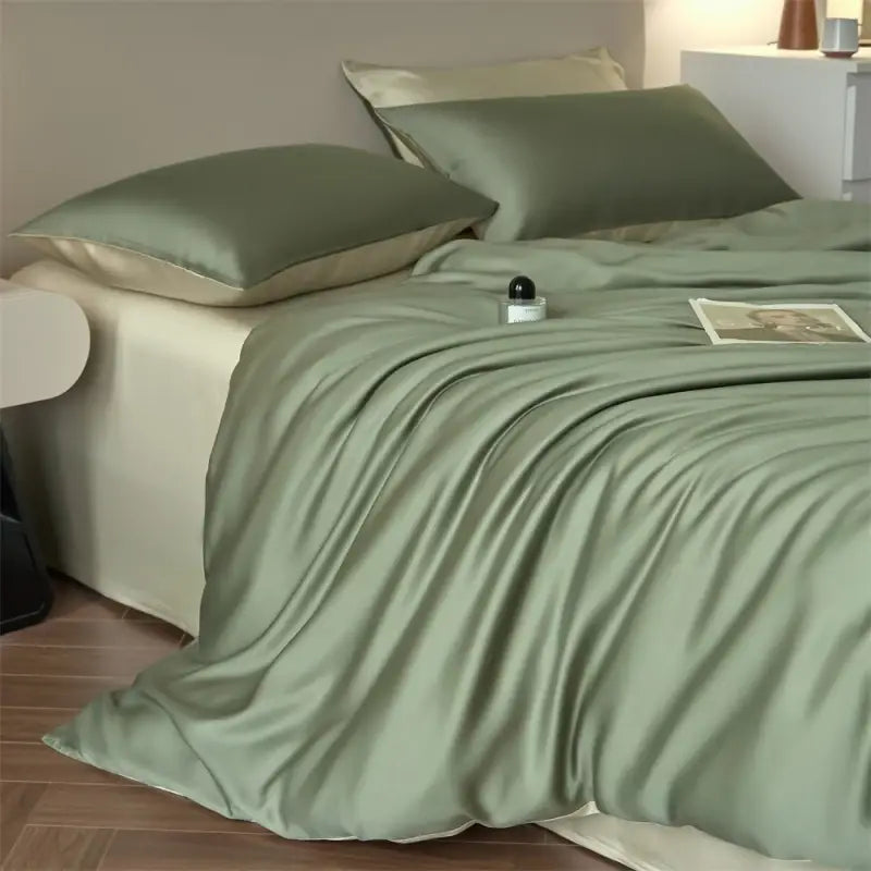 DecorBites™ Luxurious Lyocell Silk Bedding Set - Queen/King Size