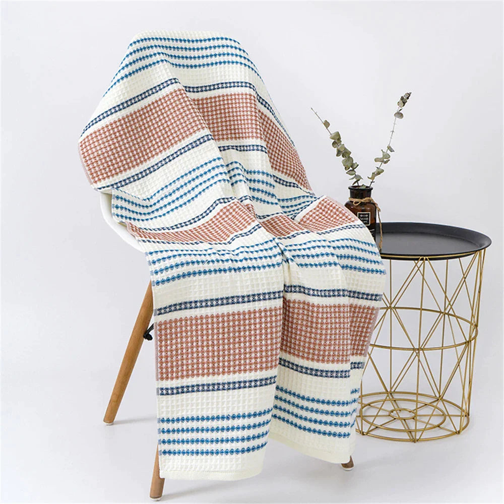 Conjunto de Toallas de Rayas a lo Waffle Inspiradas en Japón™ Decorbites - Tamaños para Adultos y Niños