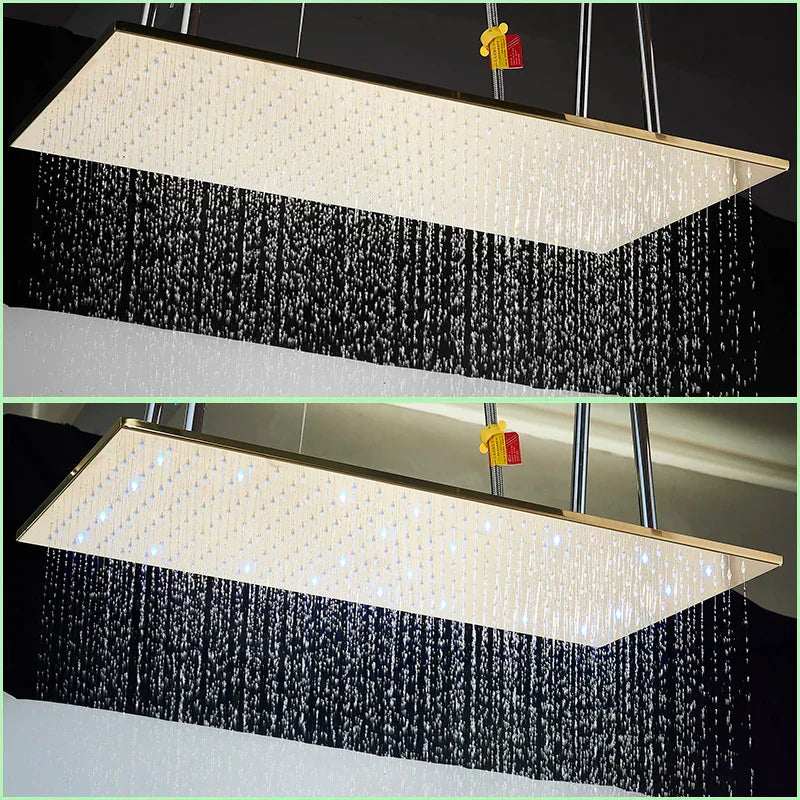 Juego de grifería termostática para ducha DecorBites™ con luz LED en oro cepillado y cabezal de ducha tipo lluvia para techo