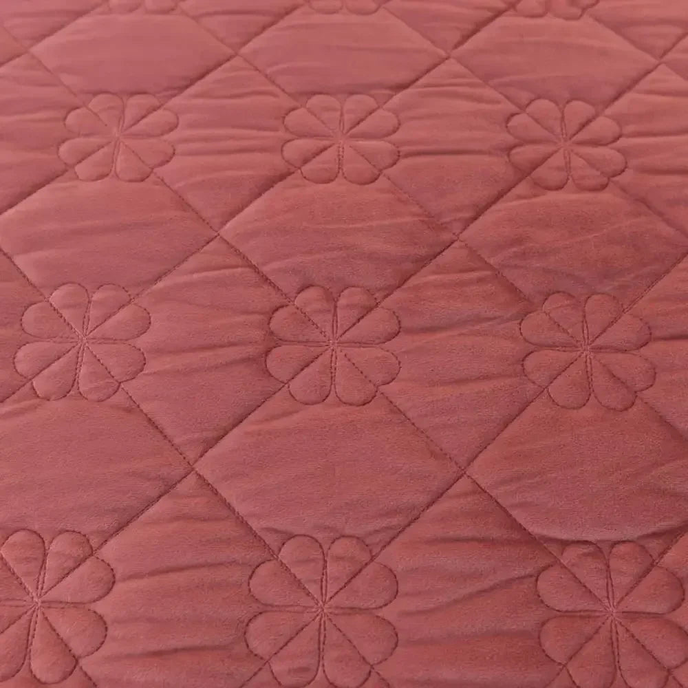 Decobites Nordic Pink Velvet Quilting Bedspread Set with Pillowcases