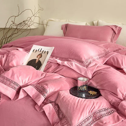 Decobites Cozy Velvet Lace Bedding Set: Duvet Cover, Sheet, Pillowcases - 4Pcs Warm & Stylish