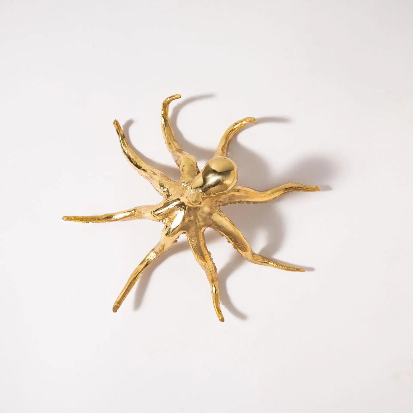 DecorBites™ Golden Octopus Metal Sculpture - Home Decor Figurine