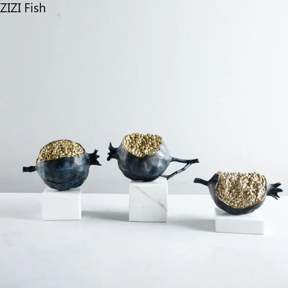 Decoración de escritorio DecorBites™ Escultura de granada dorada