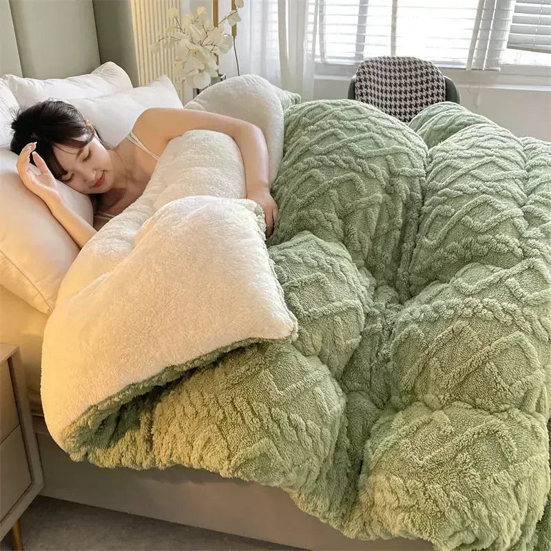 Decobites Super Thick Lamb Cashmere Weighted Blanket for Ultimate Winter Comfort