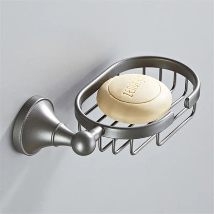 Juego de accesorios de baño DecorBites™ grises: toallero, portaescobillas, estante y jabonera.