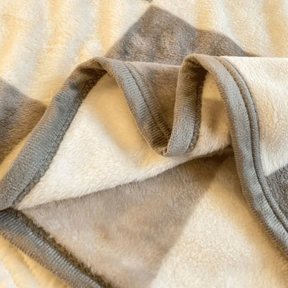 DecorBites™ Cozy Checkered Fleece Blanket for All Seasons