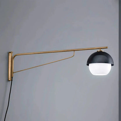 ديكوربايتس™ مصباح حائط فاخر بتصميم كرة زجاجية وذراع معدنية سوداء