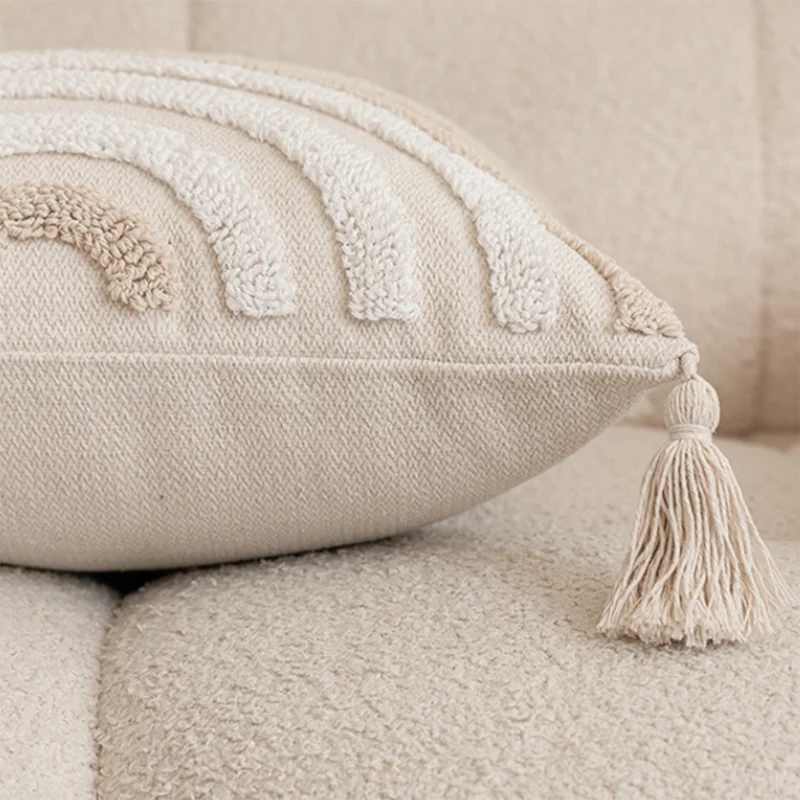 Funda de cojín DecorBites™ geométrica con mechones en beige y gris, estilo nórdico para decoración moderna