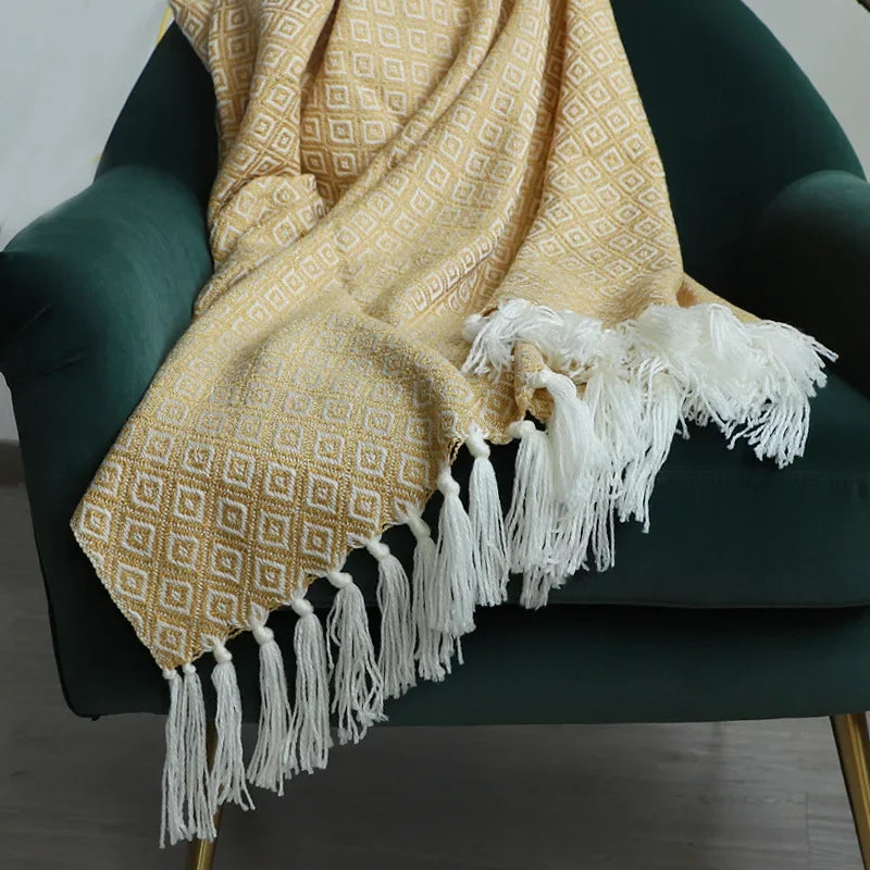 Manta dorada de punto DecorBites™: Funda de sofá y colcha lujosamente suaves