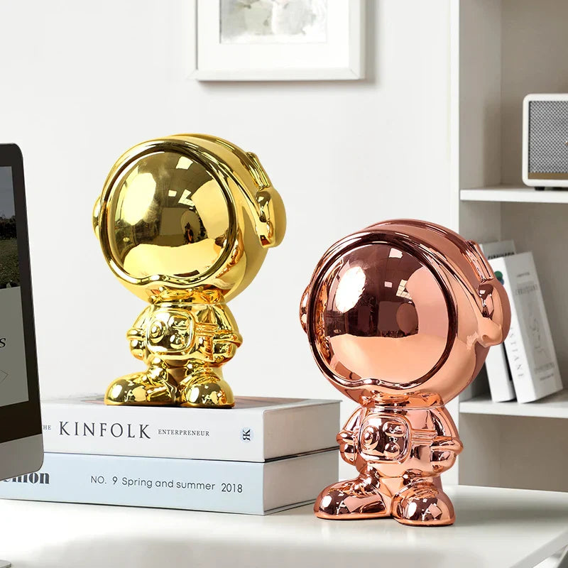 DecorBites™ Astronaut Statue Spaceman Sculpture Modern Desktop Decor Figurine Handicraft Gift