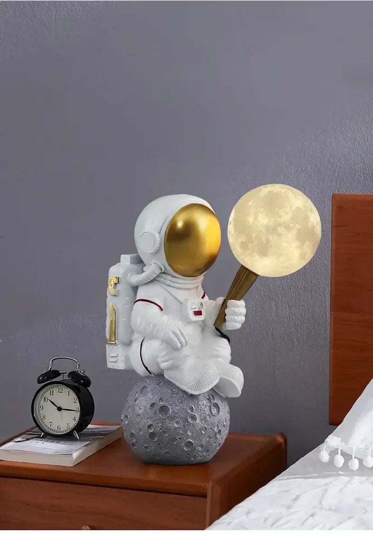 ديكور فني لغرفة الأطفال من DecorBites™ مصباح مكتبي