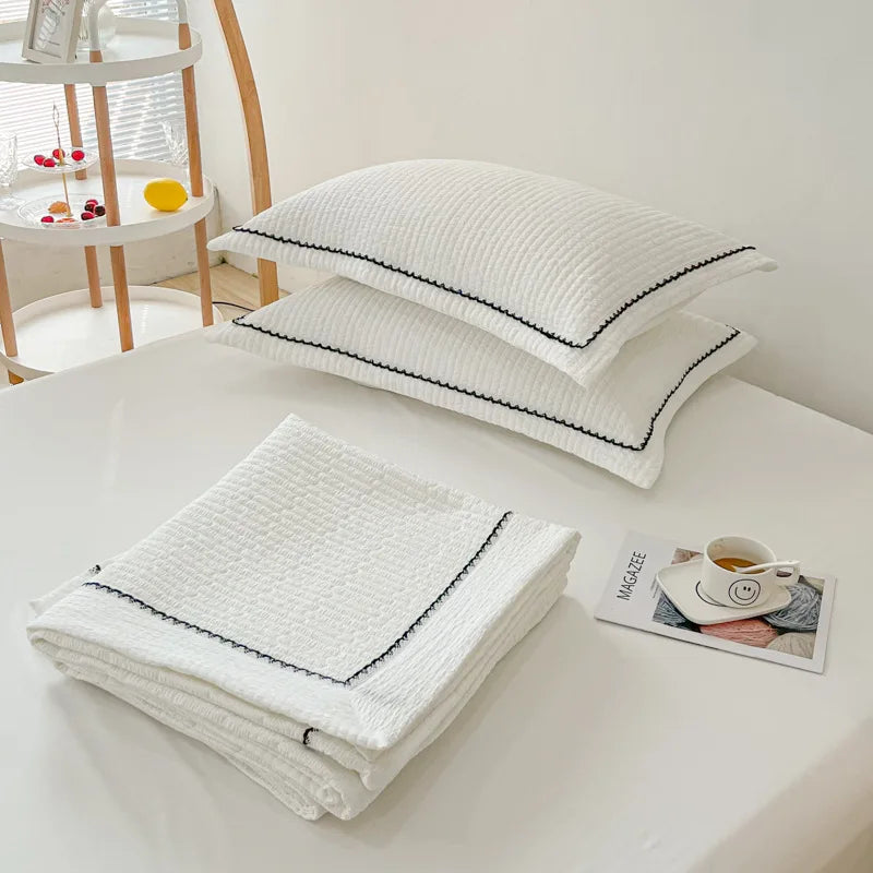 Bubble Yarn Quilted Comforter