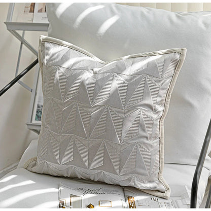 Funda de almohada DecorBites™ de terciopelo cortado con bordado geométrico cónico, cojín cuadrado plateado de lujo
