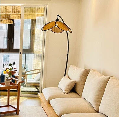 Lámpara de suelo de ratán japonés Decorbites™ para iluminación de sala de estar, estudio y ático de villa