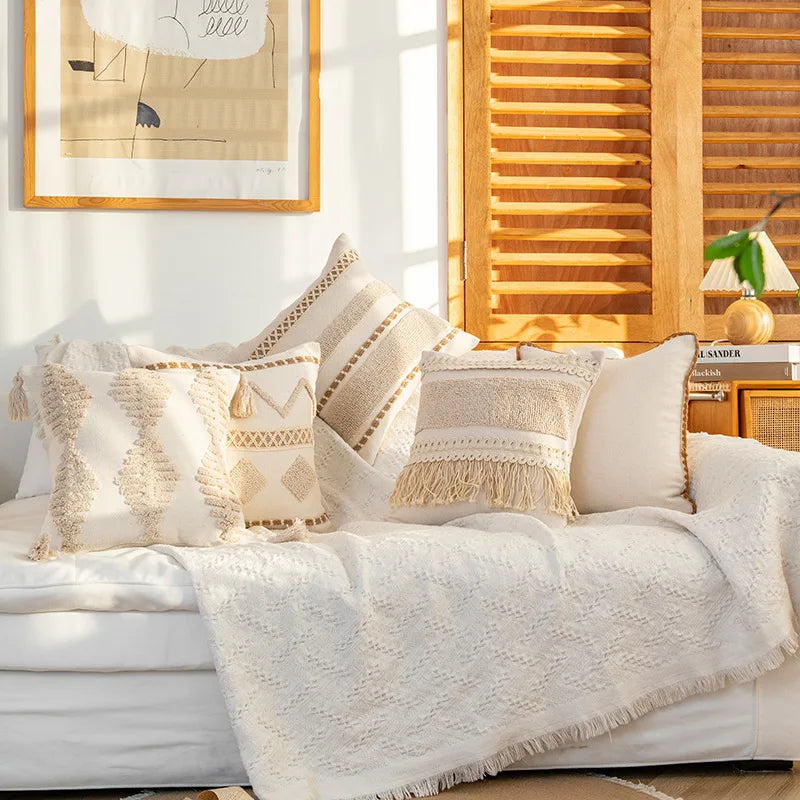 غطاء وسادة هندسي من DecorBites™ مزخرف بشراشيب مصنوعة يدويًا ومنسوج بنقشة مرقعة