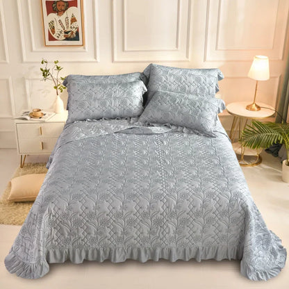 Decobites Silky Lyocell Eucalyptus Fiber Quilted Bedspread with Ruffles