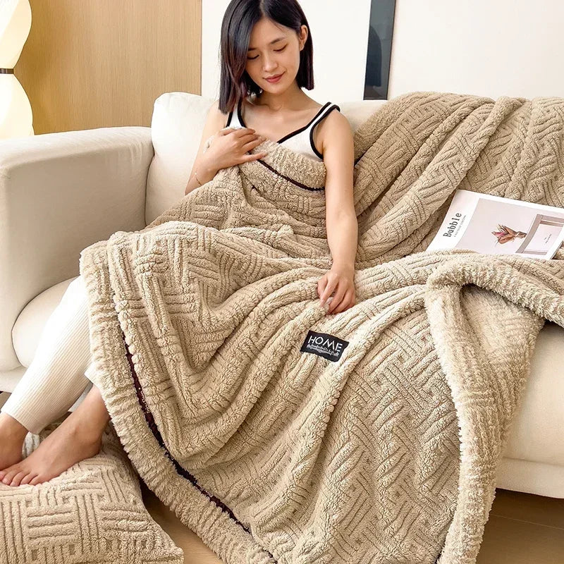 Decobites Cozy Fluffy Fleece Blanket for Autumn Winter, Soft Warm Maternal Child Bed Sofa Cover