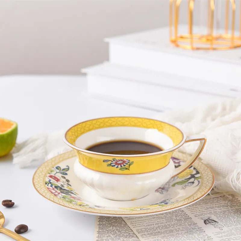 Juego de tazas y platillos de café DecorBites™ de porcelana fina con diseño floral, elegantes elementos esenciales para la hora del té campestre