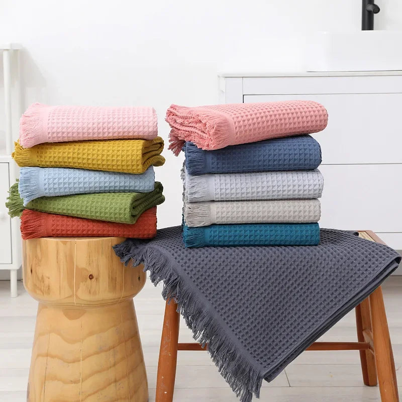 DecorBites™ Geometric Tassel Bath Towel - 100% Cotton, Quick-Dry, Multi-colored Waffle Design - 90x180cm